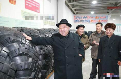 金正恩视察朝鲜轮胎生产工厂